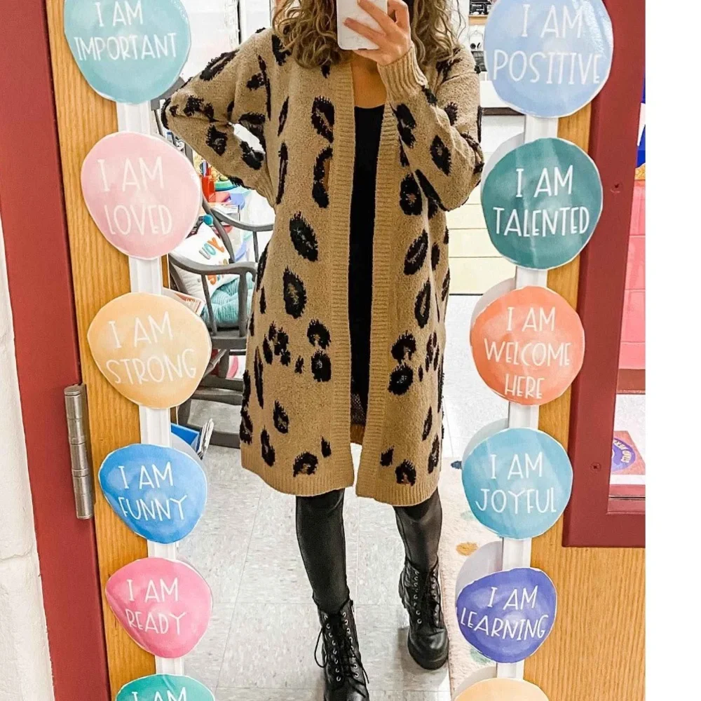 Women's Long Cardigan - Picture 5 of 6